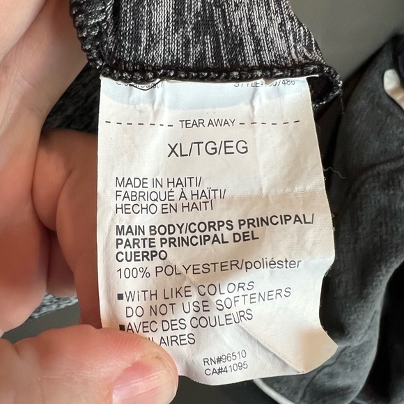 Women’s Under Armour Long Sleeve HeatGear - Picture 4 of 8